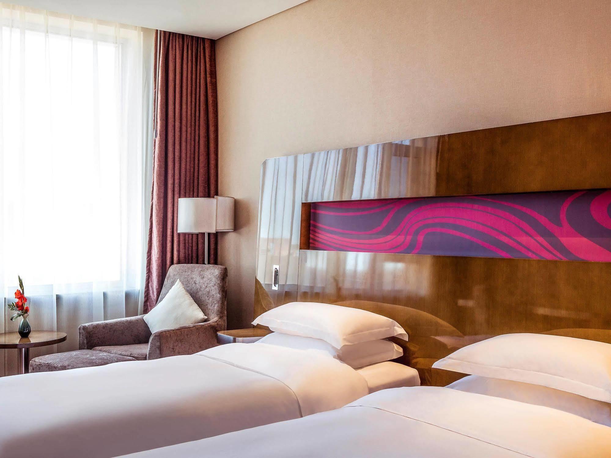 Novotel Daqing Haofang Exterior foto